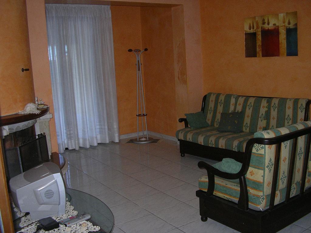 Апартаменты Terrazza Sul Mare Джоиоза-Мареа Номер фото